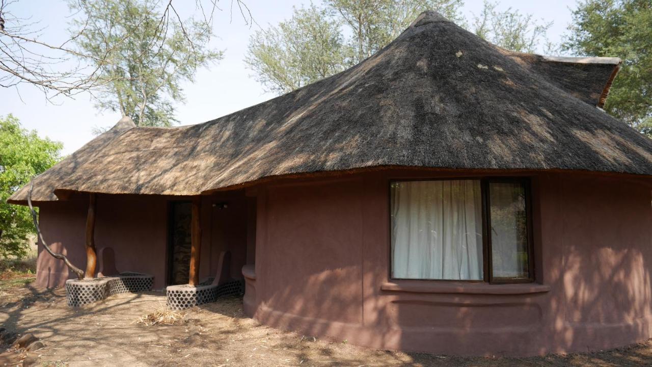 Munga Eco-Lodge Livingstone Esterno foto